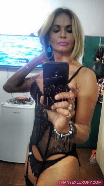 Rebeca Alves - Foto 2 de 58