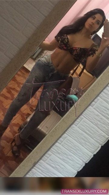 Renata Viana - Foto 10 de 17