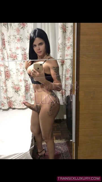 Lívia Aguiar - Foto 33 de 34