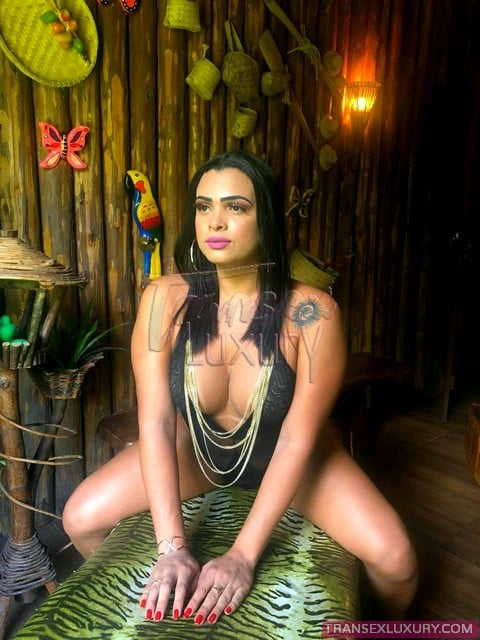 Sabrina Santos - Foto 2 de 17