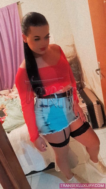 Samantha Sapeca - Foto 1 de 31
