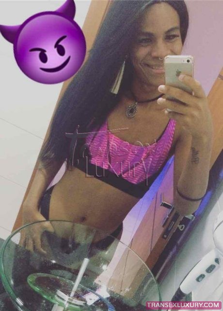 sofhia-queiroz