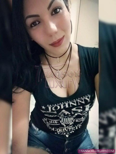 Stephanie Matos - Foto 5 de 11