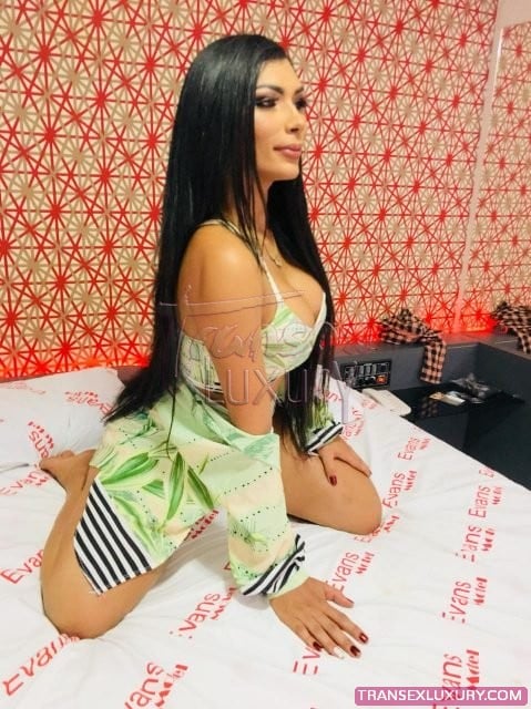 Suellen Oliveira - Foto 21 de 159