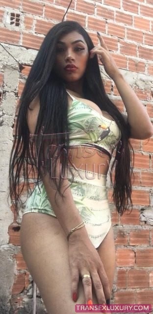 Suellen Oliveira - Foto 34 de 159