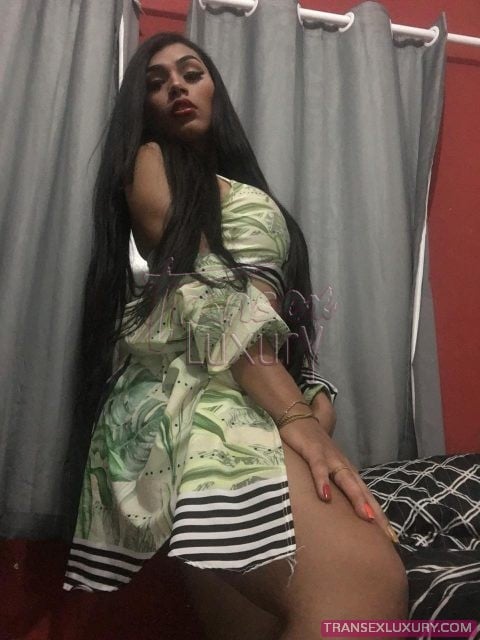 Suellen Oliveira - Foto 35 de 159