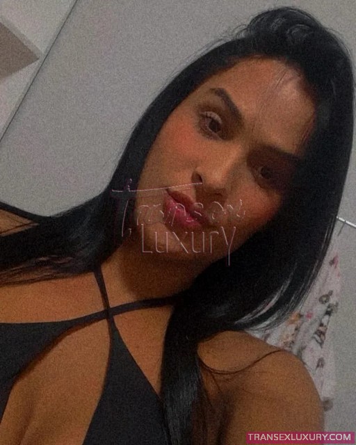 Thalita Parlatolly - Foto 14 de 18