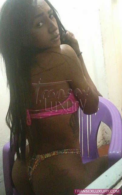 Tabatá Lobato - Foto 20 de 32