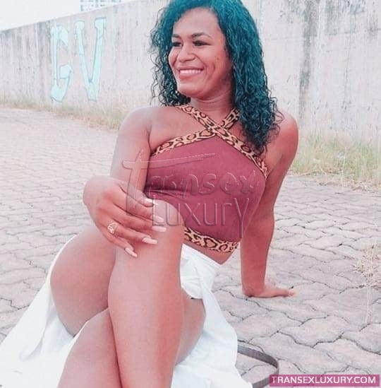 Thaís Vieira - Foto 1 de 7
