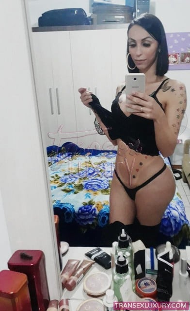 Vivian Hoss - Foto 13 de 16