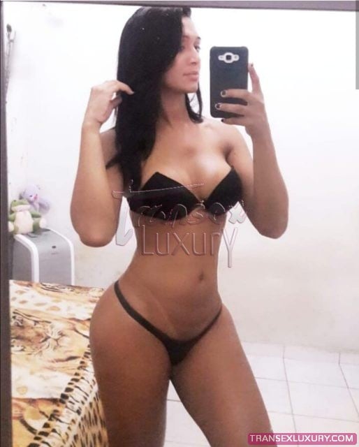 Victória Oliveira - Foto 16 de 58
