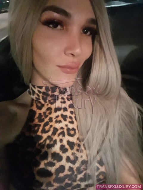 Yara Martin - Foto 12 de 18