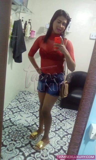 Yasmim Almeida - Foto 4 de 6