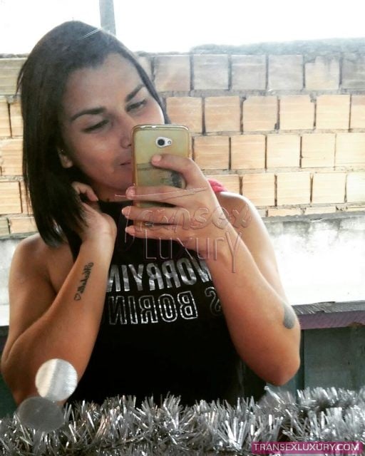 Yasmin Araújo - Foto 1 de 32