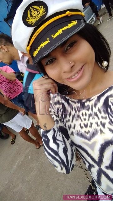 Yasmin Araújo - Foto 5 de 32