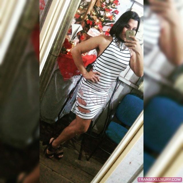 Yasmin Araújo - Foto 11 de 32