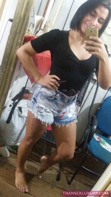 Yasmin Araújo - Foto 15 de 32