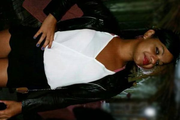Amanda Barreto Travesti com Local em Magé