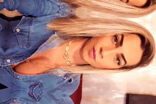 Antonella Mariano Travesti com Local em Duque de Caxias