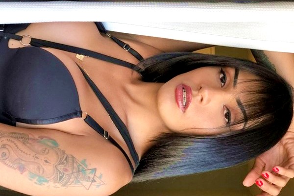 Ariane B Travesti com Local em Belém