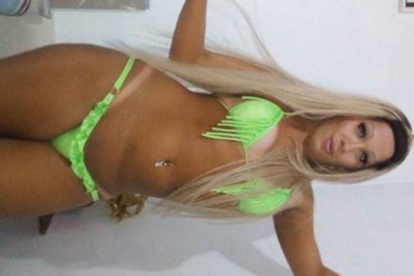 Ellen Fênix Travesti com Local em Gravataí
