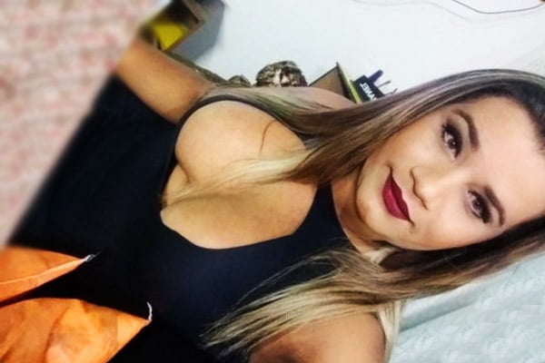 Ester Trans Travesti com Local em Poá