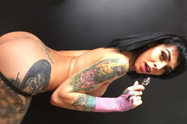 Gaby Ink Travesti com Local em Av. Câsper Líbero, São Paulo