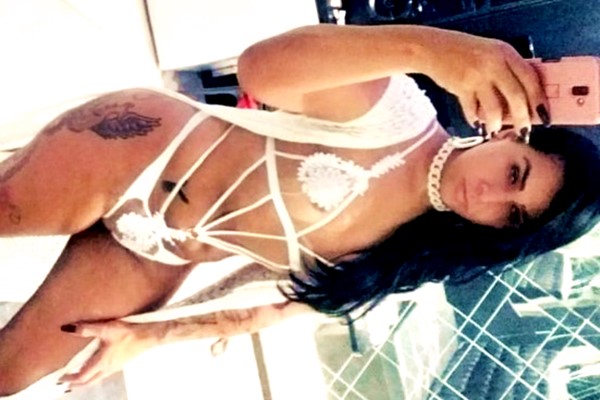 Jully Caprythi Travesti com Local em João Pessoa