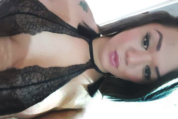 Karina Souza Travesti com Local em Valparaíso de Goiás