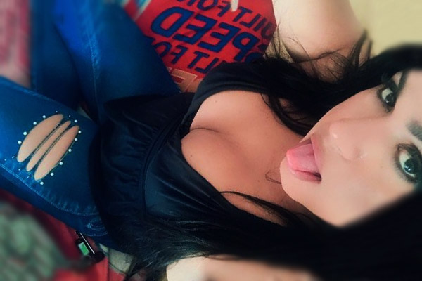 Karla Drumond Travesti com Local em Recife