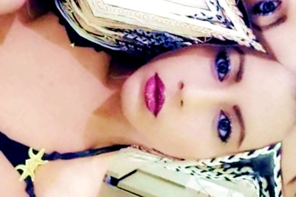 Manuhzinha Barros Travesti com Local em Bombinhas
