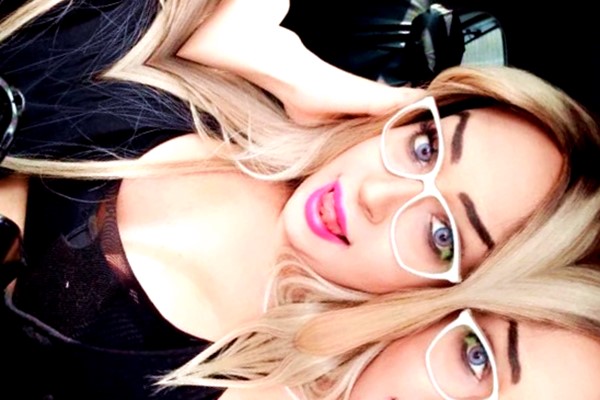 Mirella Thompson Travesti com Local em Mondubim, Fortaleza