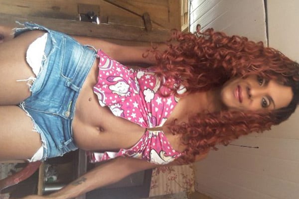 Nádia Cadilack Travesti com Local em Joinville