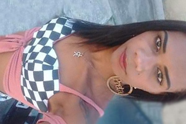 Rayza Bolina Travesti com Local em Jacutinga, Mesquita