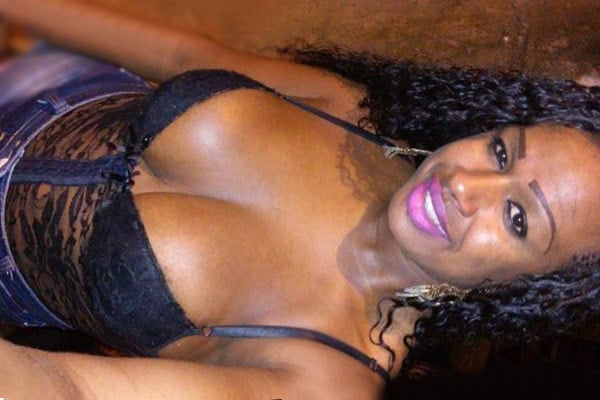 Valesca Medina Travesti com Local em Rio do Ouro, São Gonçalo